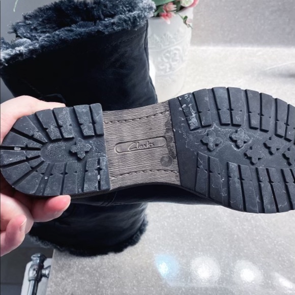 Boots - Picture 2 of 3